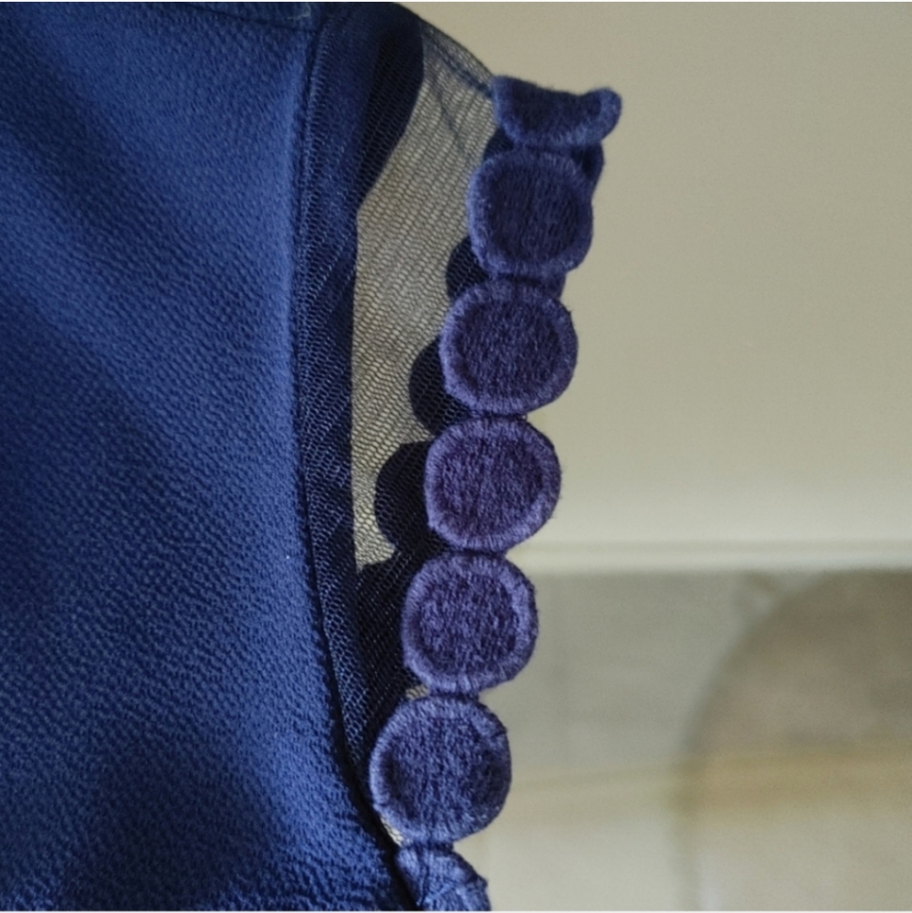 Daniel Rainn Jarvis Mesh Sleeve Detail Blouse - Navy - XS Petite - Picture 2 of 6